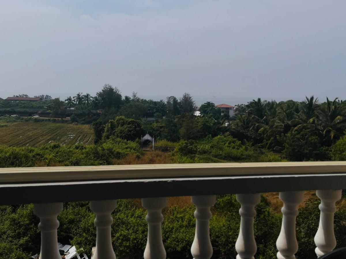 Nagas Hotel Satyavati 莫尔吉姆 外观 照片