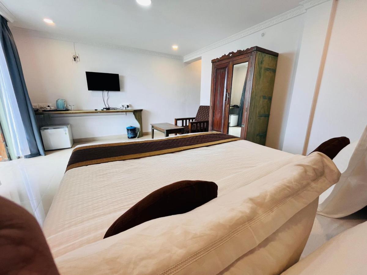 Nagas Hotel Satyavati 莫尔吉姆 外观 照片