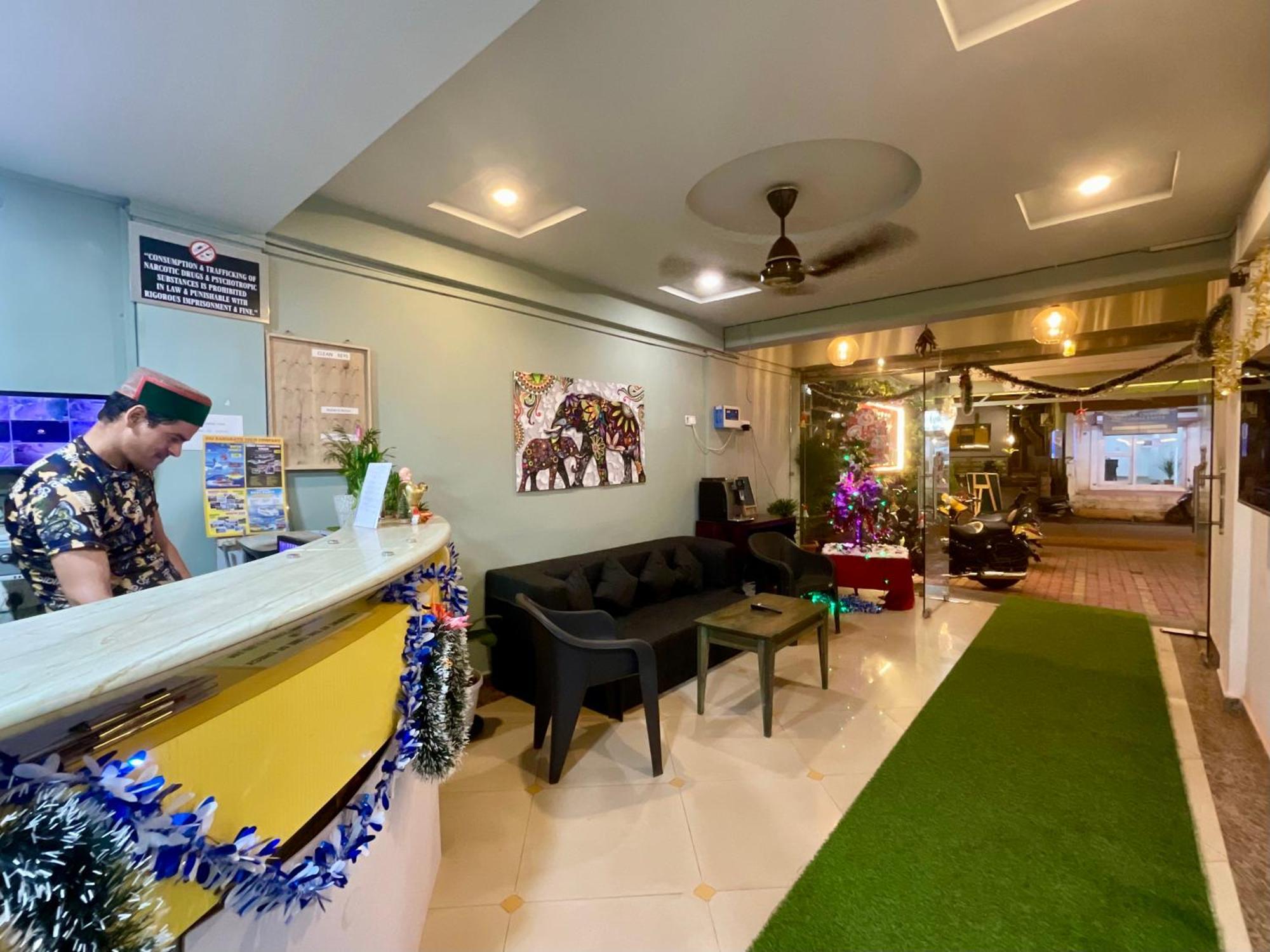 Nagas Hotel Satyavati 莫尔吉姆 外观 照片