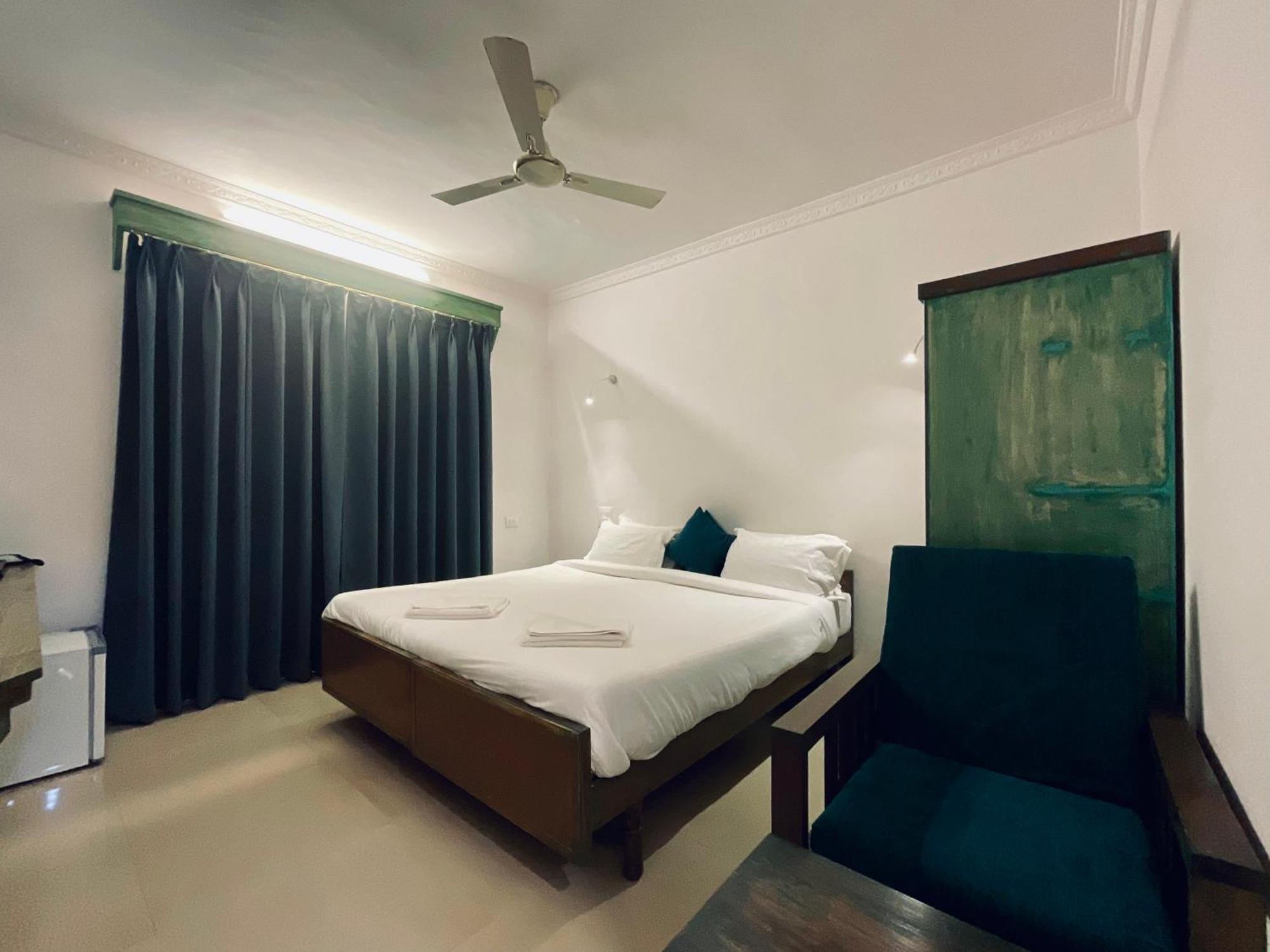 Nagas Hotel Satyavati 莫尔吉姆 外观 照片