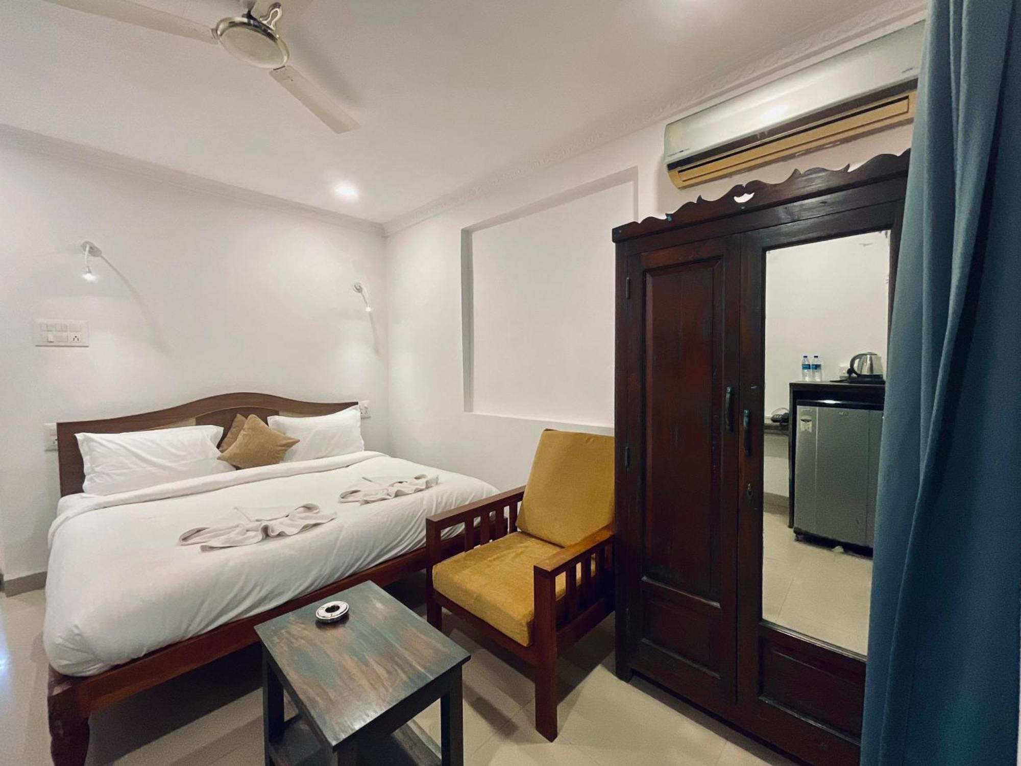 Nagas Hotel Satyavati 莫尔吉姆 外观 照片