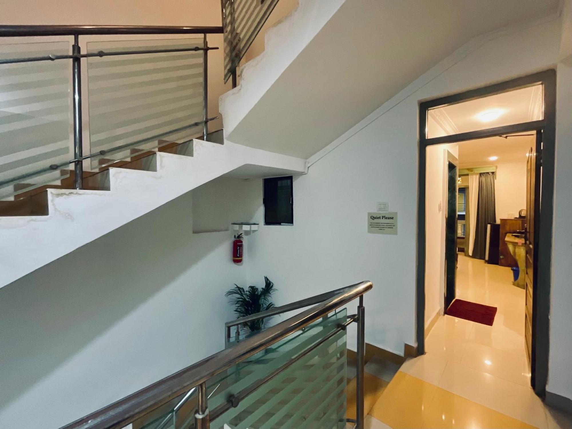 Nagas Hotel Satyavati 莫尔吉姆 外观 照片