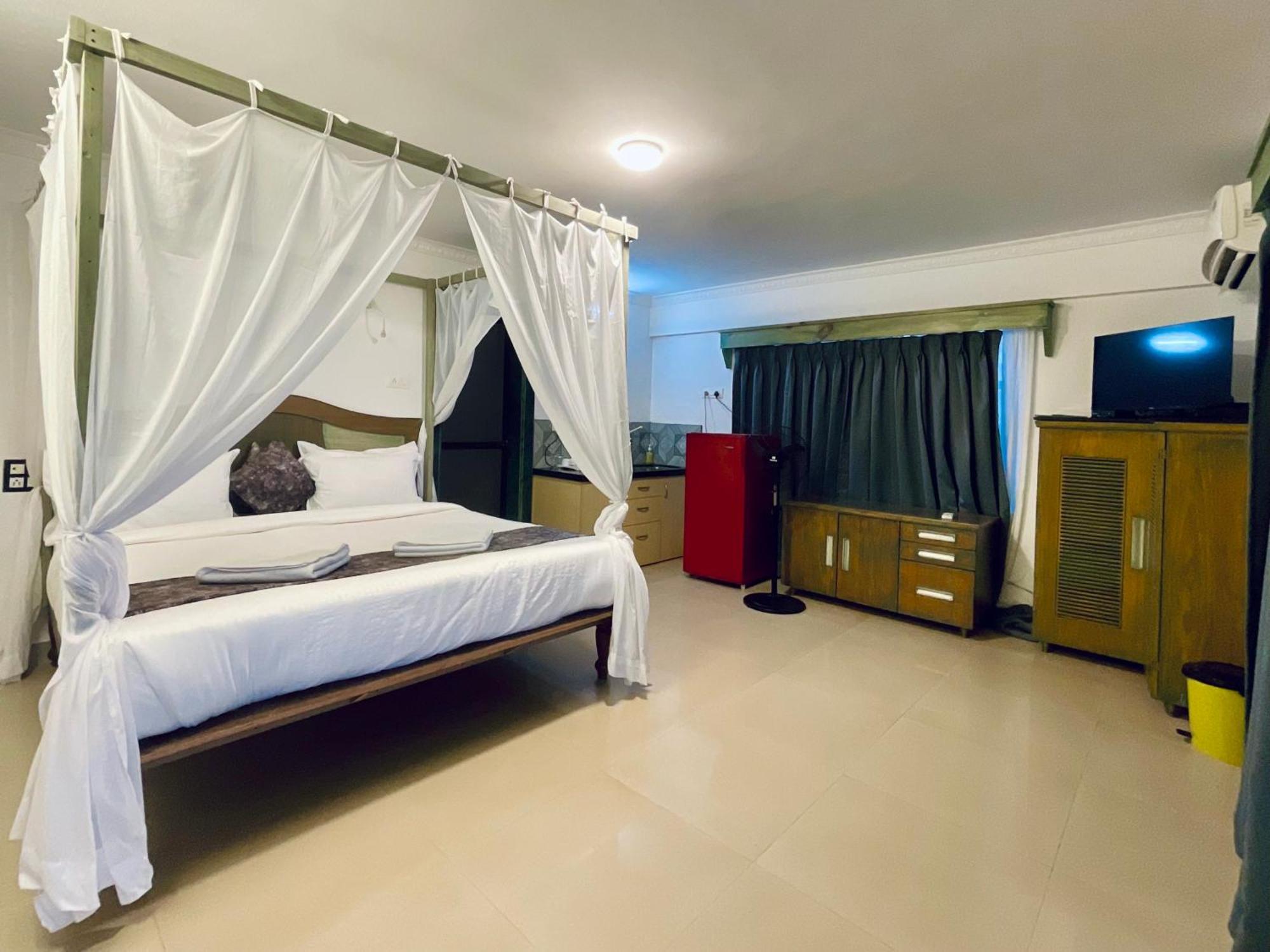 Nagas Hotel Satyavati 莫尔吉姆 外观 照片