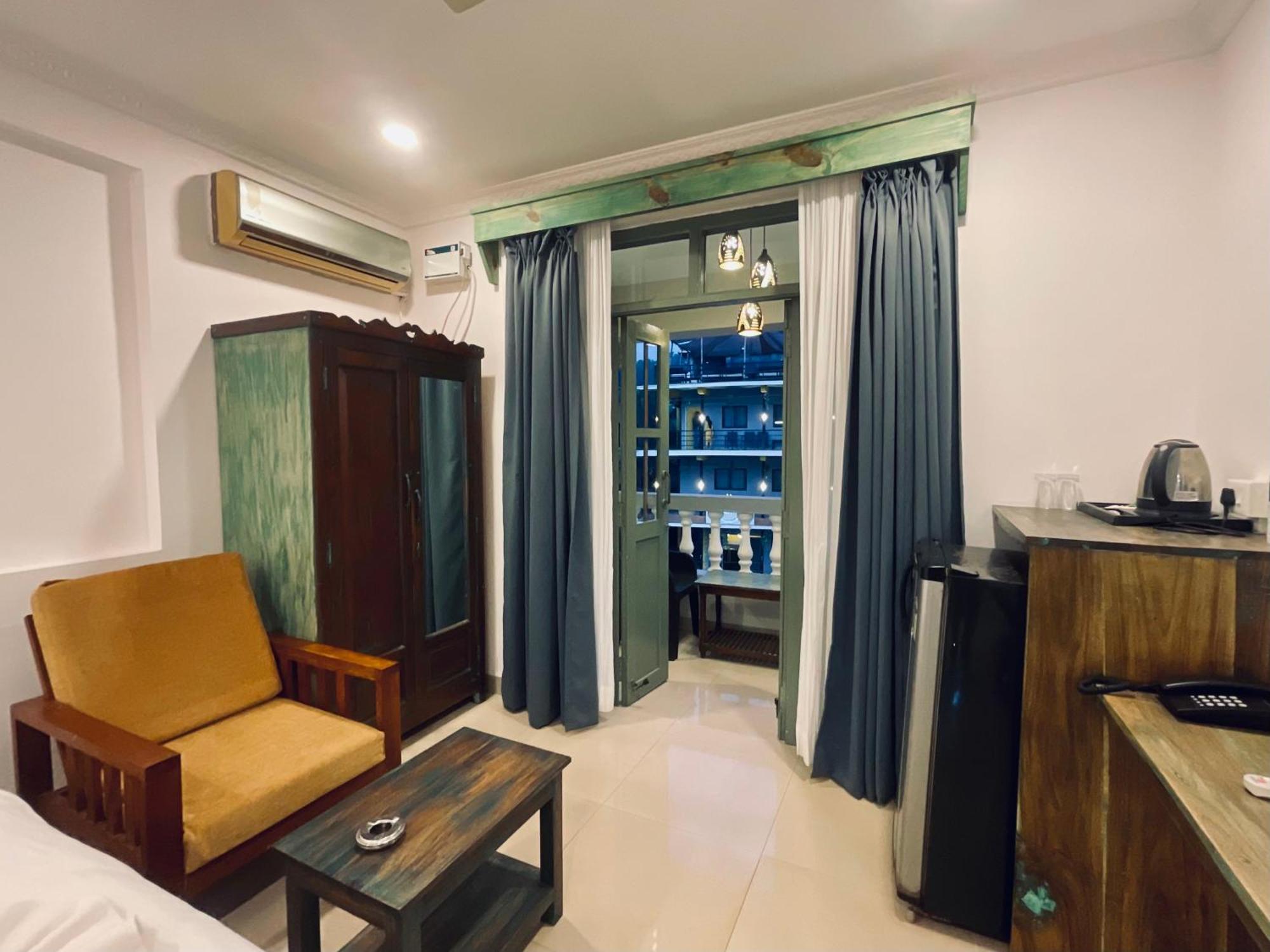 Nagas Hotel Satyavati 莫尔吉姆 外观 照片